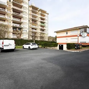 Zurubi-gain. Basquenjoy Apartamento Hondarribia